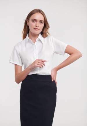 RUSSELL Ladies Short Sleeve Tailored Ultimate Non-Iron Shirt