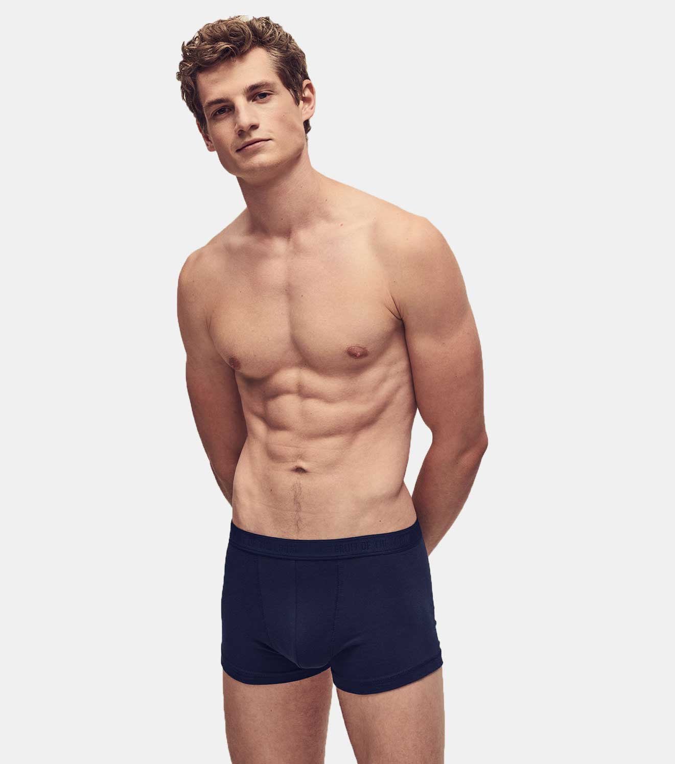 Mann in Boxershorts
